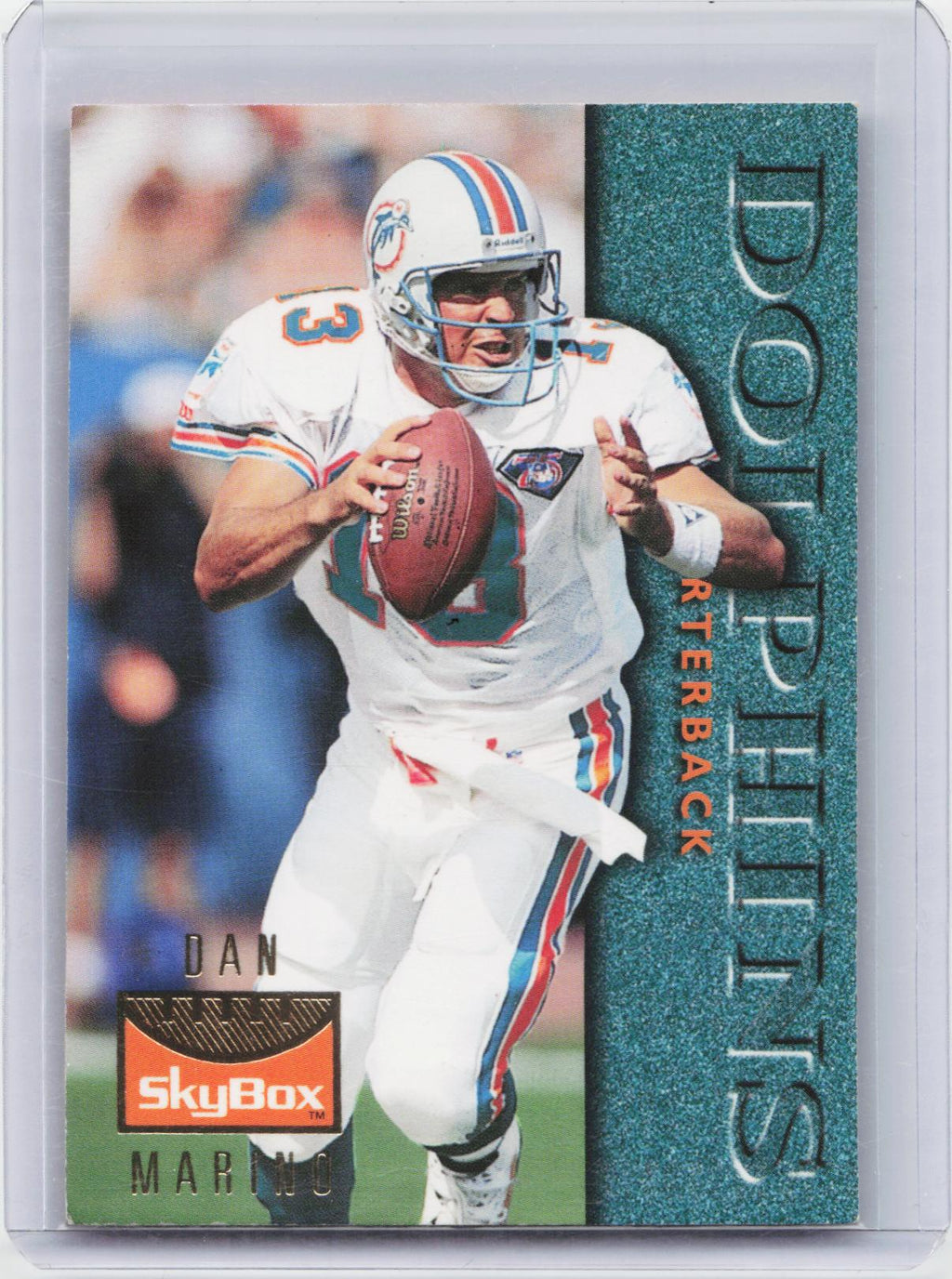 1995 SkyBox Premium #18 Dan Marino Inside the Numbers