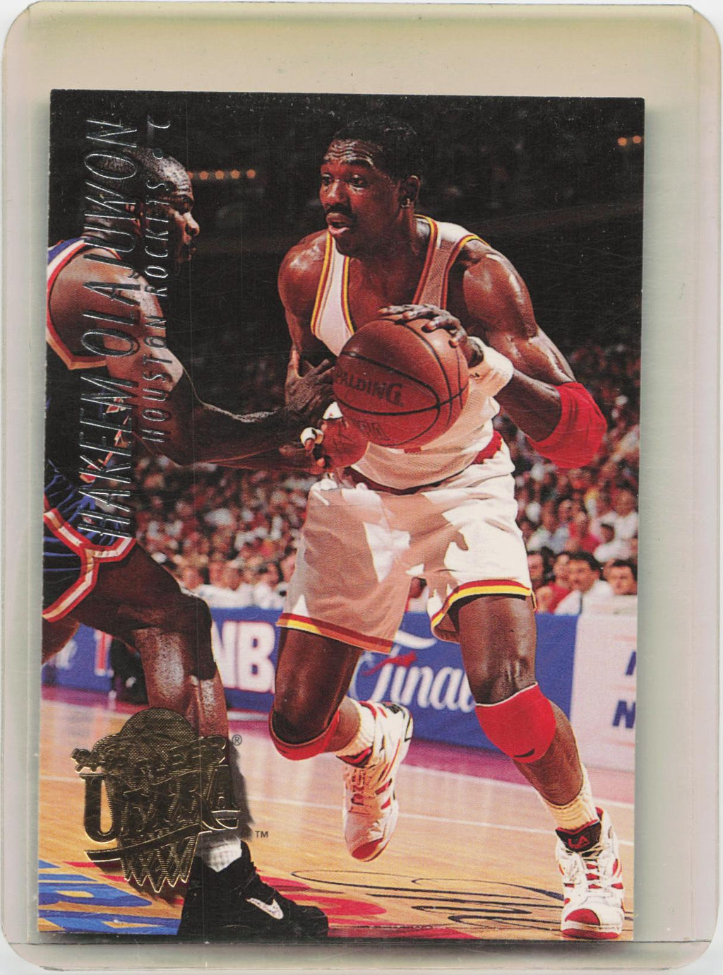 1994-95 Ultra #69 Hakeem Olajuwon
