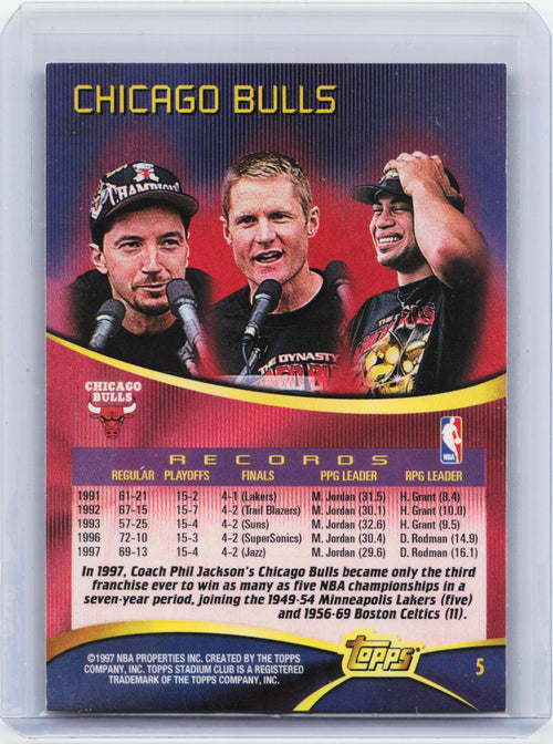 1997-98 Stadium Club #5 Bulls - Team of the 90s