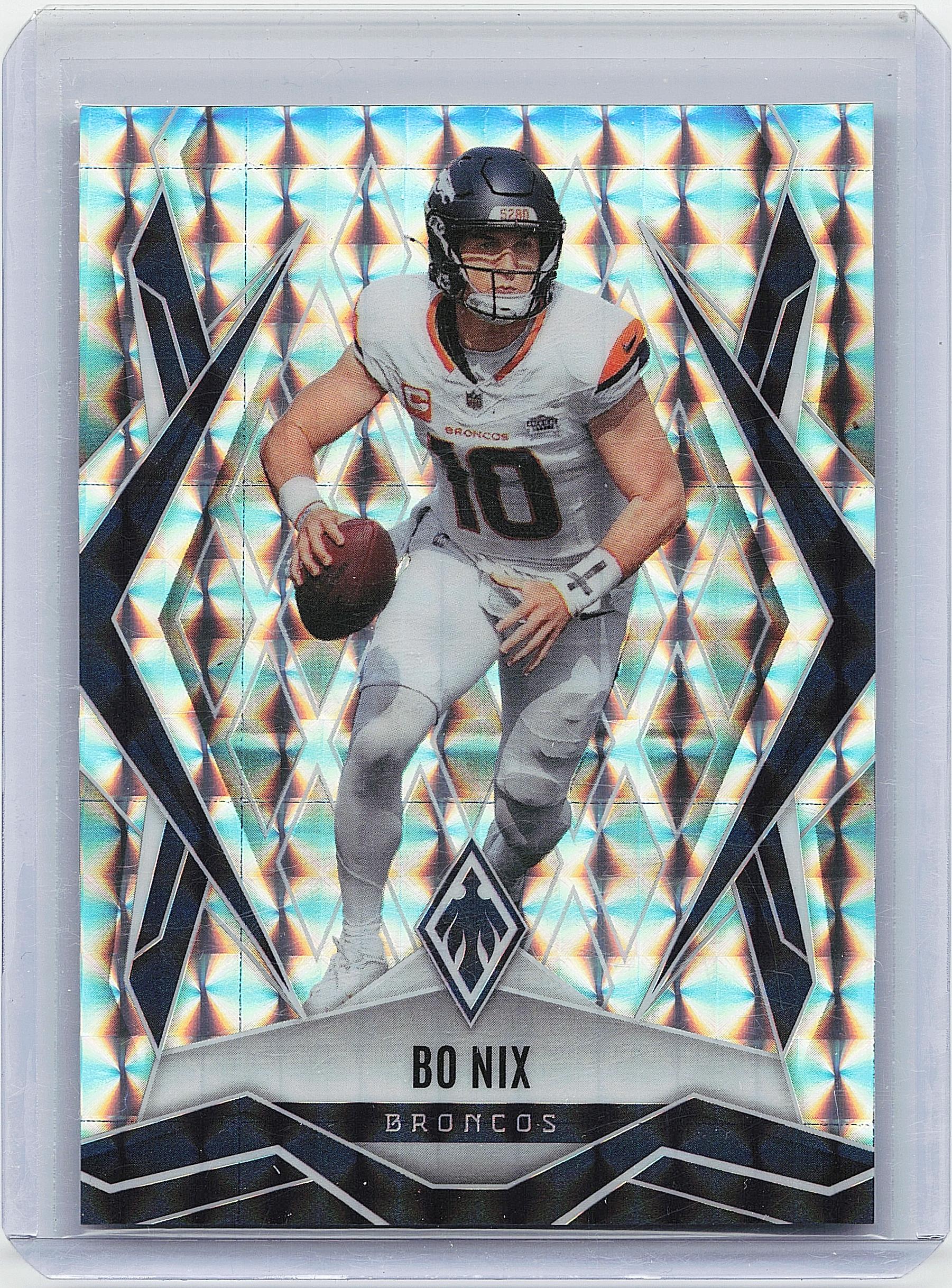 2025 Panini Phoenix #83 Bo Nix Silver Pyramids Prizm