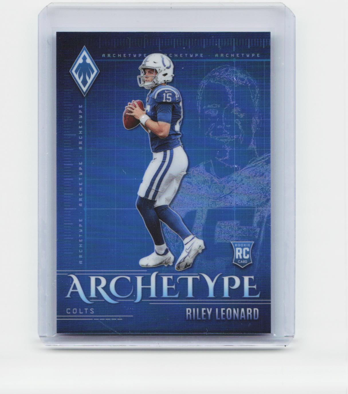 2025 Panini Phoenix #12 Riley Leonard Archetype