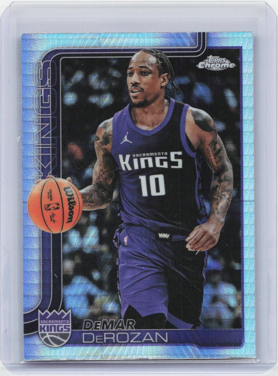 2025-26 Topps Chrome #240 DeMar DeRozan Prism Refractor