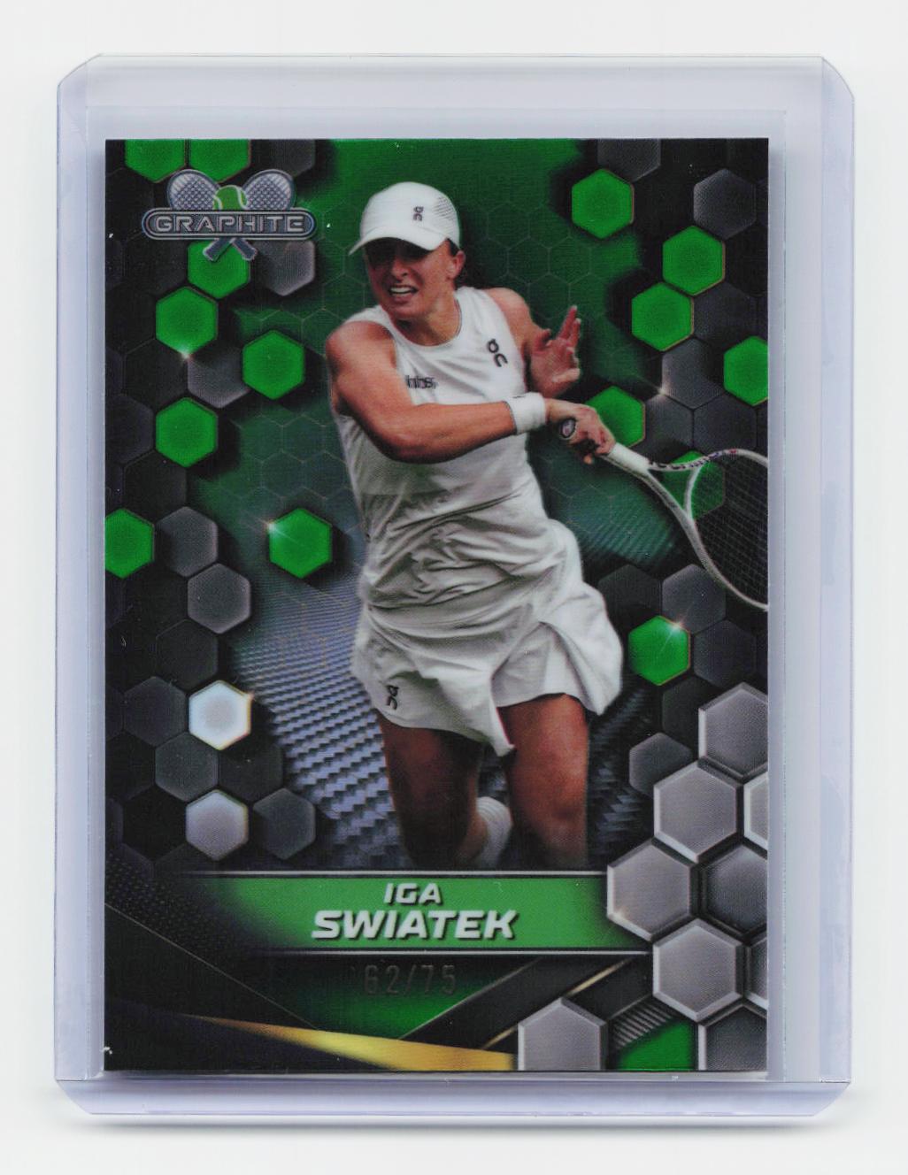2024 Topps Graphite #50 Iga Swiatek Green Refractor #/75